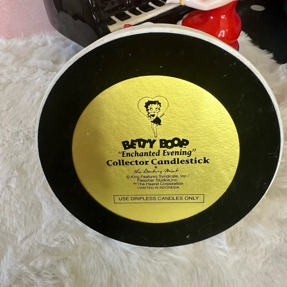 BETTY BOOP COLLECTOR CANDLE STICK - Picture 2 of 6